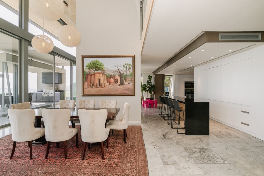 4 Bedroom Property for Sale in Fresnaye Western Cape